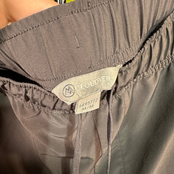 Cloud veil Gray Joggers with Relaxed Fit and Elastic Waistband - Picture 3 of 5